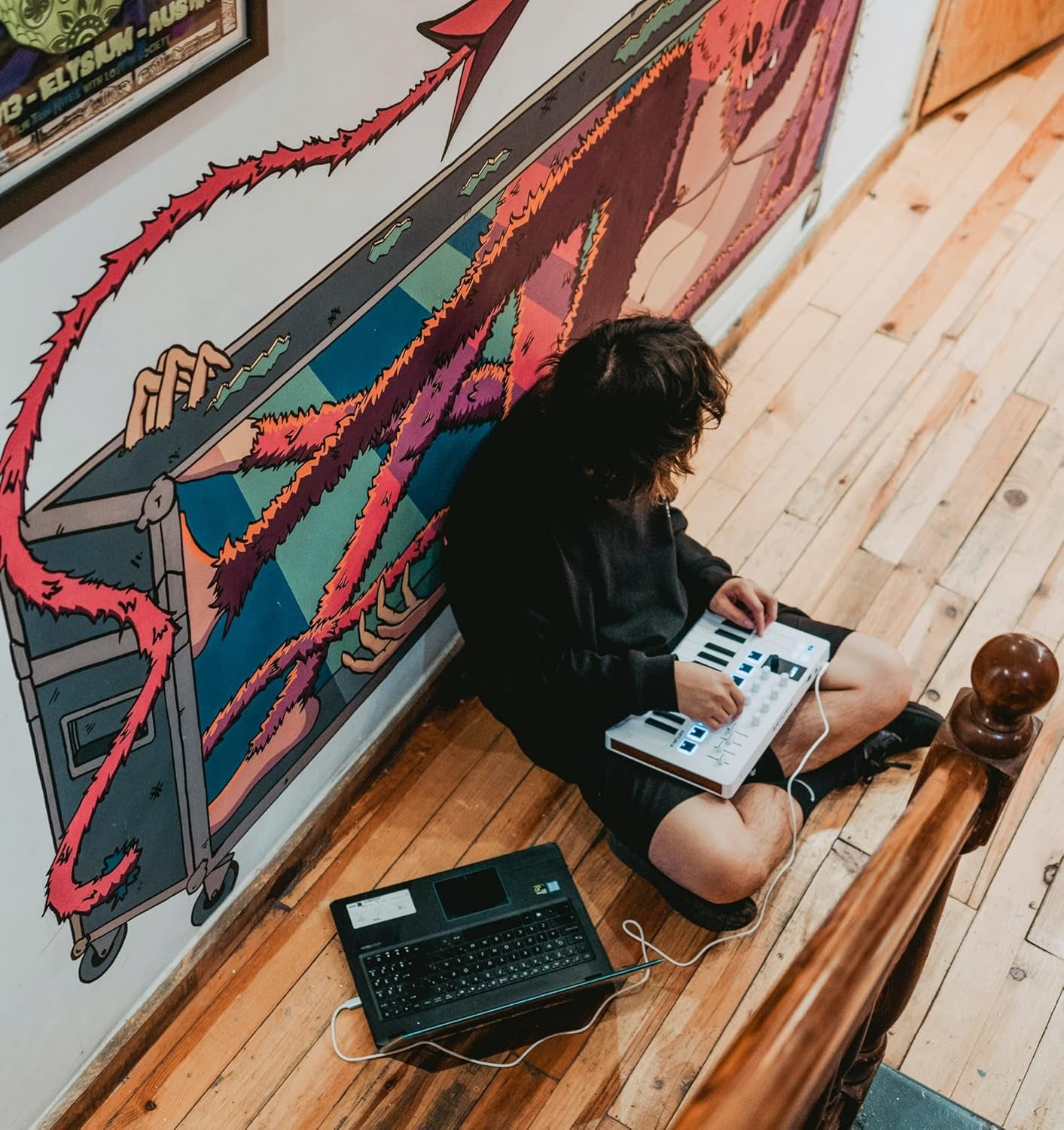 25- Key Minilab 3 - Universal MIDI Controller with Pads